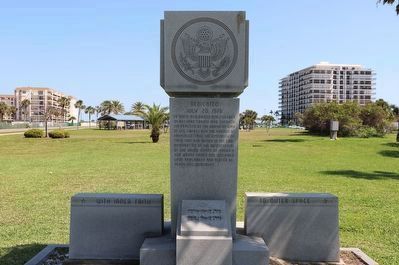 Bicentennial Memorial. Click for full size. Bicentennial Memorial image. Click for full size.