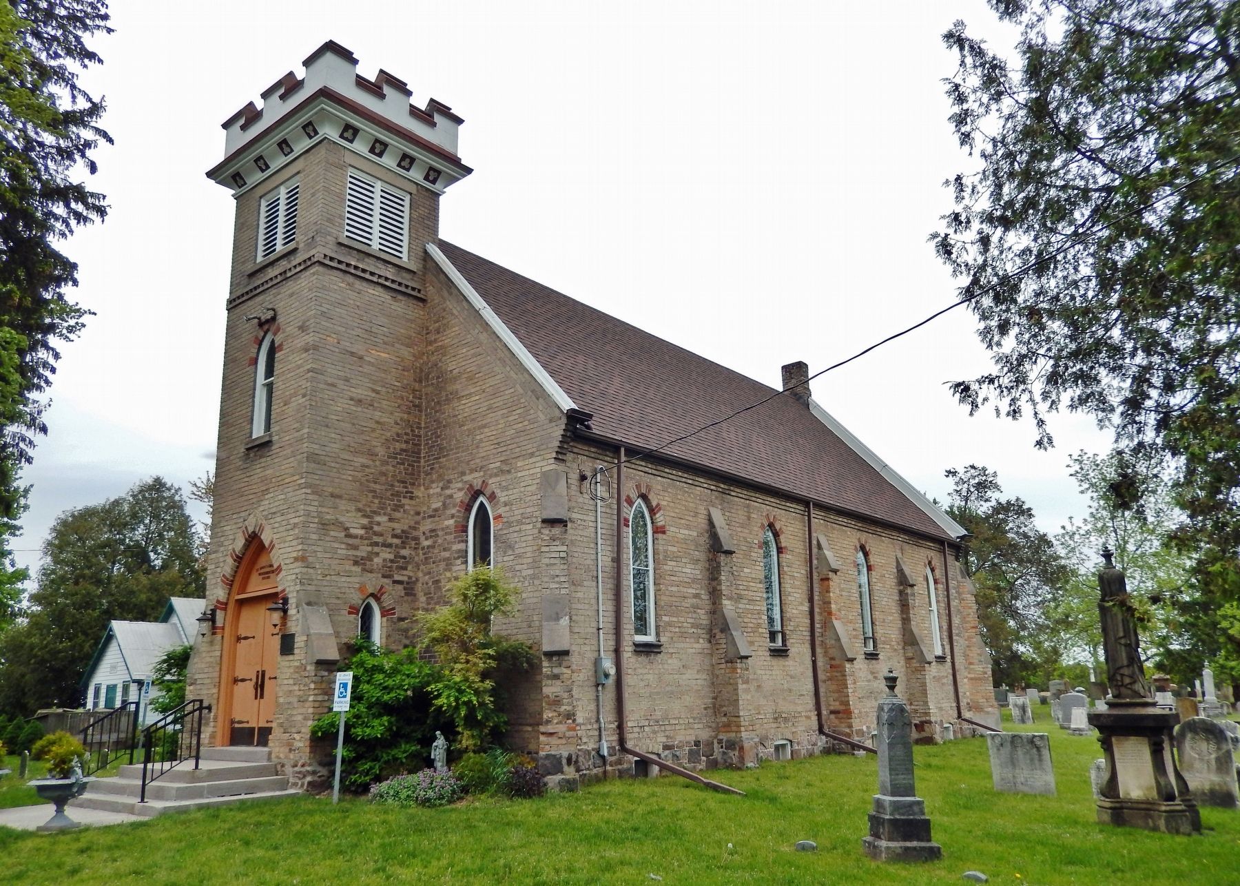 St. John's Anglican Church & Cemetery image. Click for full size.