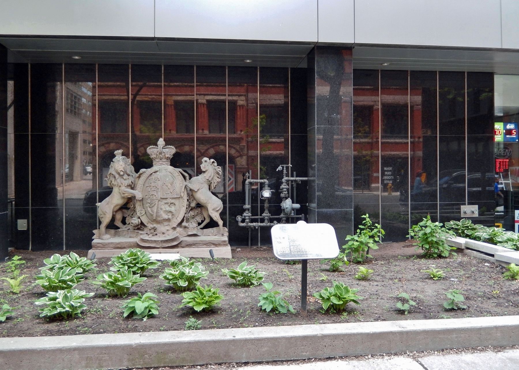 Toronto's Eighth Post Office Coat of Arms (<i>on left</i>). Click for full size. Toronto's Eighth Post Office Coat of Arms (<i>on left</i>) image. Click for full size.