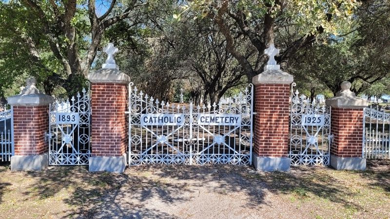 One of the entrances to St. Mary's Cemetery image. Click for full size.