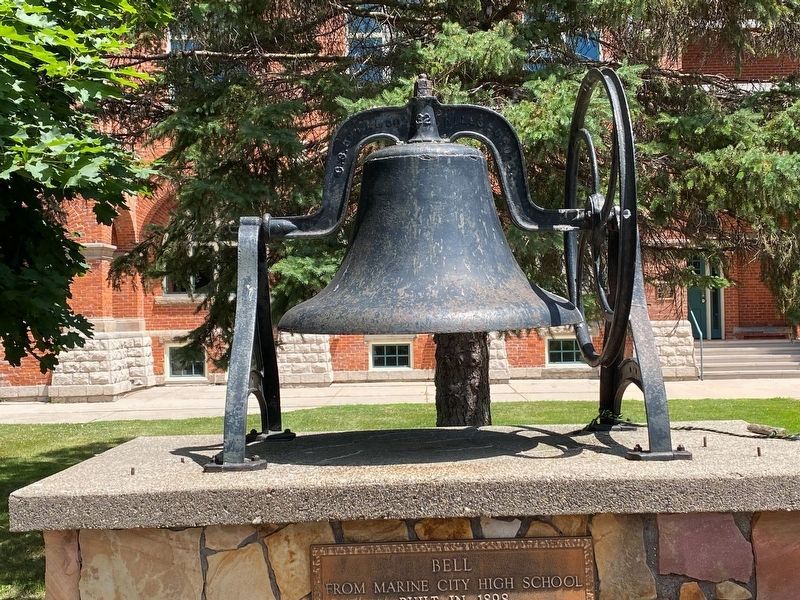 Marine City High School Bell image. Click for full size.