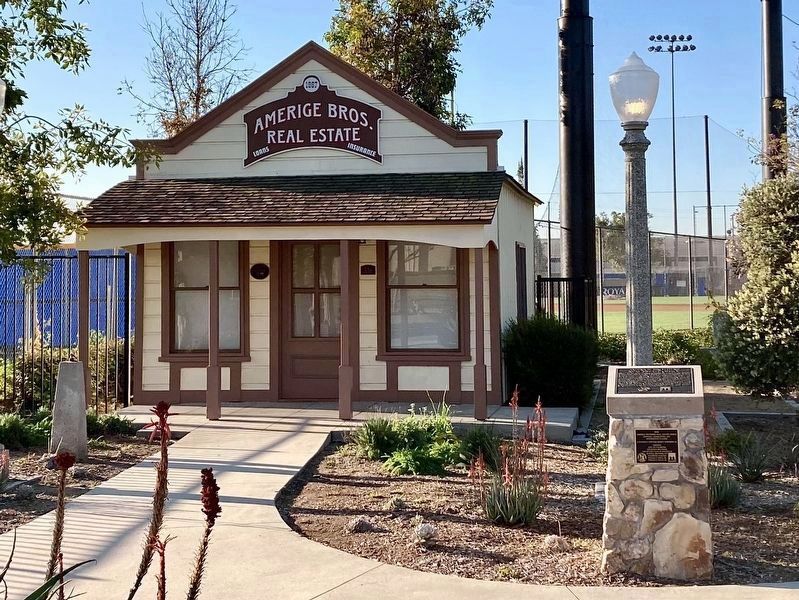 Amerige Brothers Realty Office and Markers image. Click for full size.