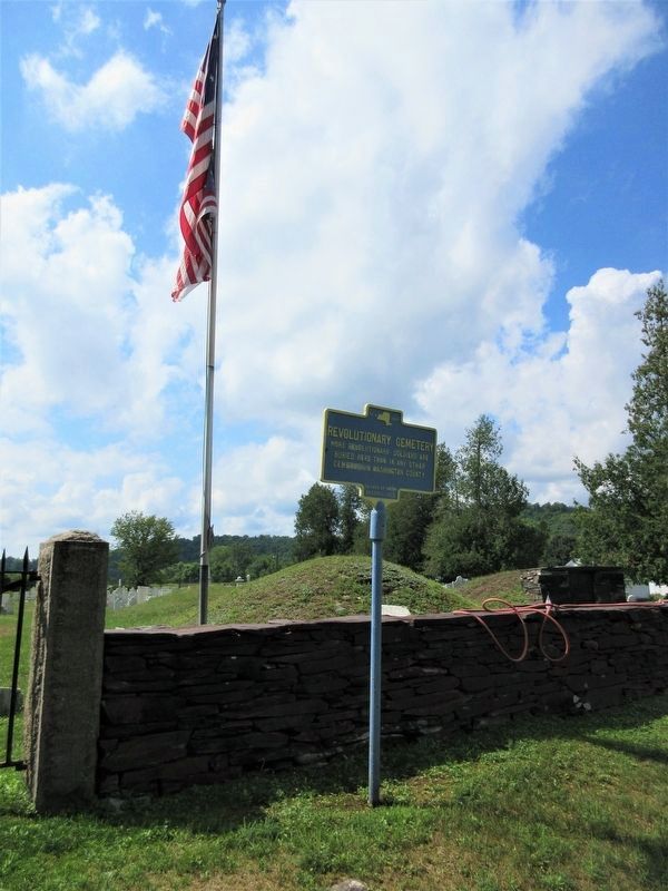 View of the marker with the American flag image. Click for full size.