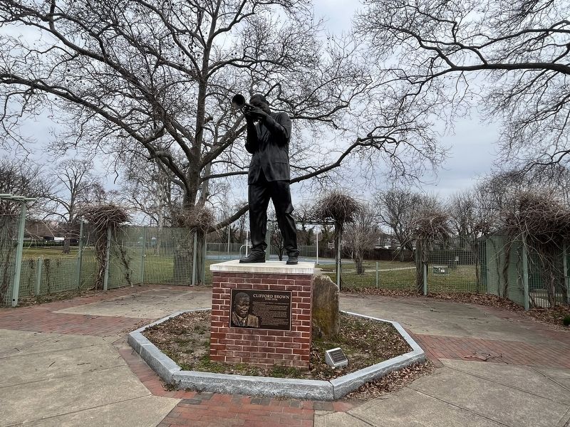 Clifford Brown Statue image. Click for full size.