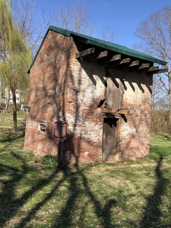 Brick Outbuilding Marker image. Click for full size.