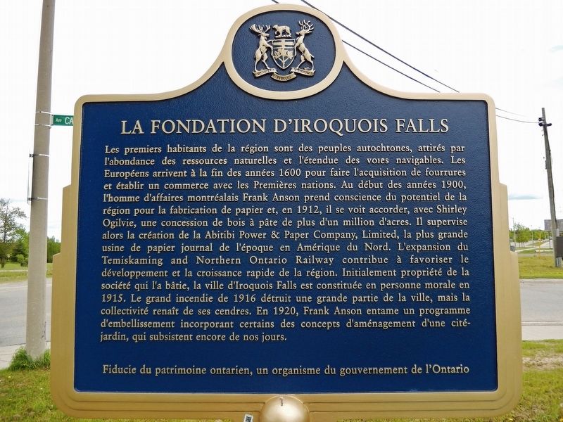 La fondation d'Iroquois Falls Marker<br>(<i>north side • Franais</i>) image, Touch for more information