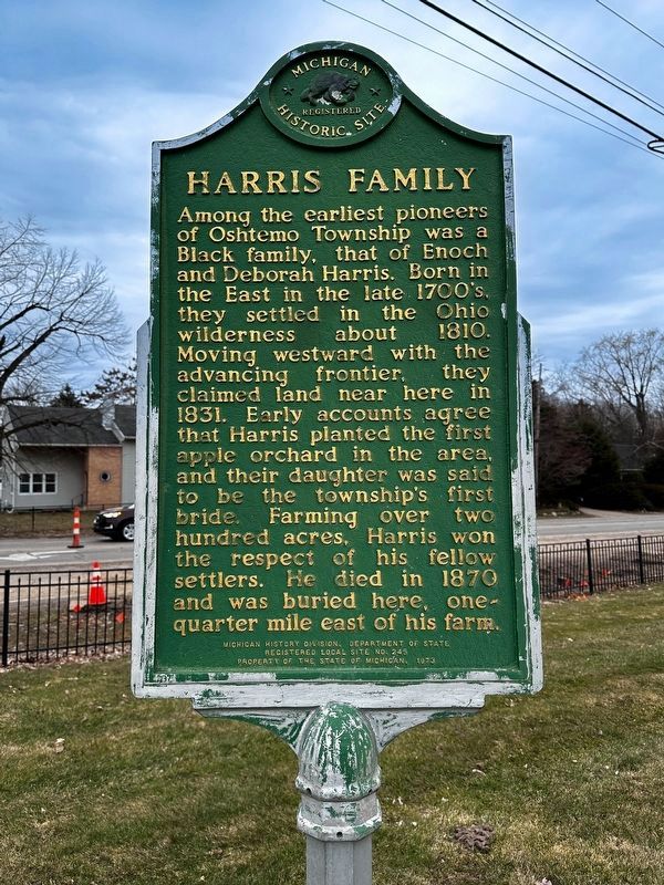 Harris Family Marker image. Click for full size.
