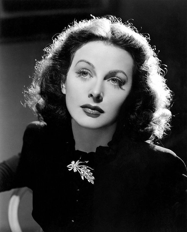 Hedy Lamarr image. Click for full size.