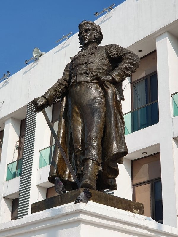 General Joaqun Miguel Gutirrez Canales Statue image. Click for full size.