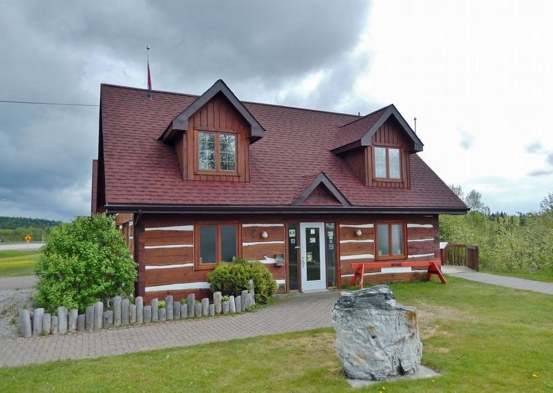 Wawa Tourist Information Centre image. Click for full size.