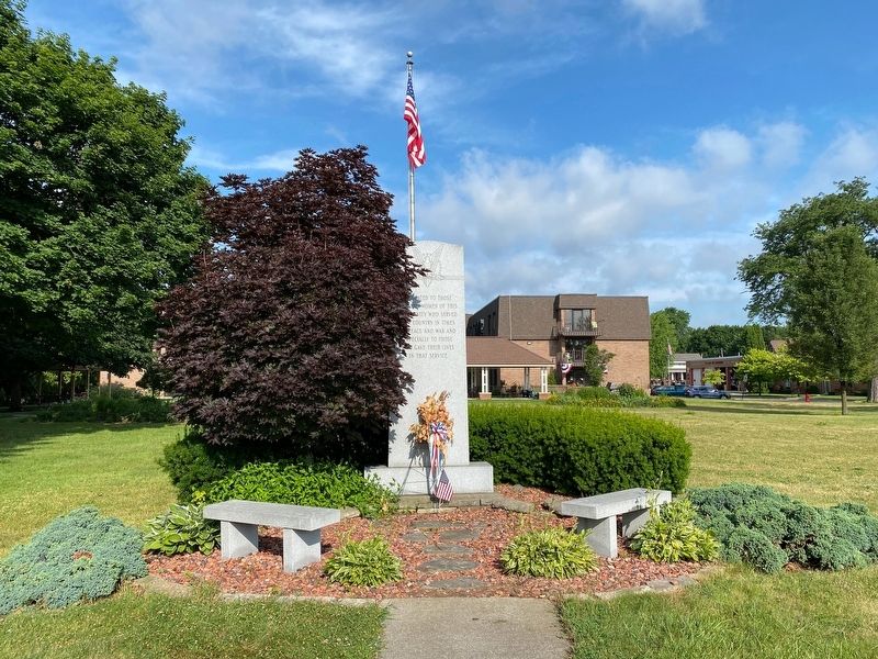 St. Clair Veterans Memorial image. Click for full size.