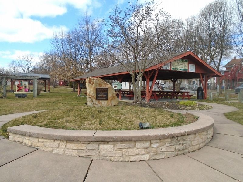 Veterans Memorial image. Click for full size.