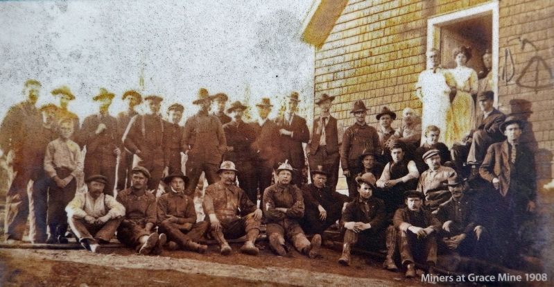 Marker detail: Miners at Grace Mine, 1908 image. Click for full size.