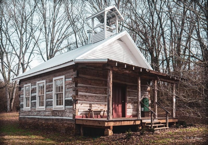 One Room Log School House image. Click for full size.