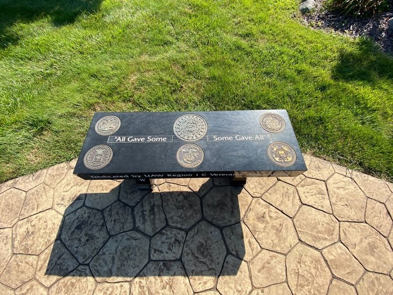UAW Veterans Memorial image. Click for full size.
