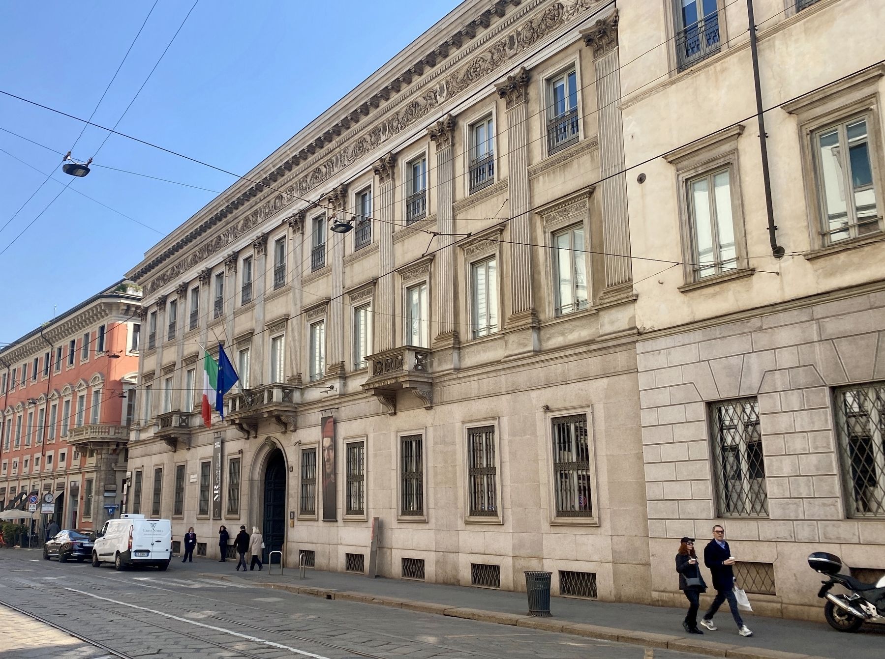 Palazzo Anguissola and Marker image. Click for full size.