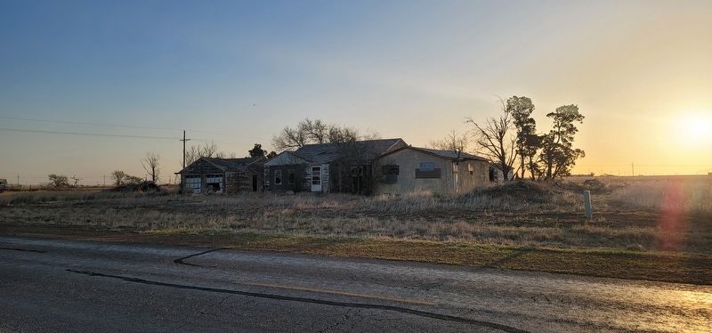 Building across the road from County Line Community Marker image. Click for full size.