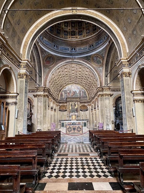 Interior - vaulted choir, as seen upon entry into the church image. Click for full size.