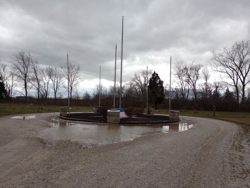 Greenlawn Memory Gardens Veterans Memorial image. Click for full size.