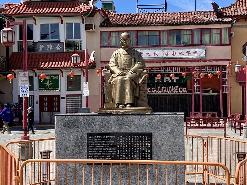 Dr. Sun Yat-Sen Statue and Marker image. Click for full size.