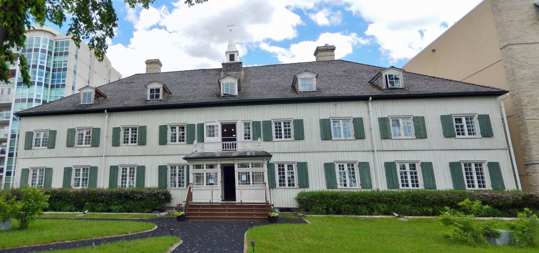 Le Couvent des Soeurs Grises / Grey Nuns' Convent (<i>west/front elevation</i>). Click for full size. Le Couvent des Soeurs Grises / Grey Nuns' Convent (<i>west/front elevation</i>) image. Click for full size.