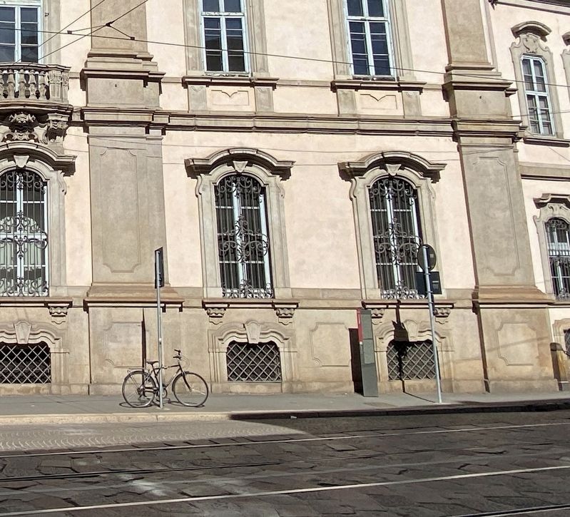 Palazzo Litta Marker - wide view image. Click for full size.