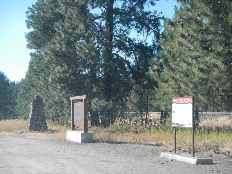 Road to the Buffalo Marker image. Click for full size.