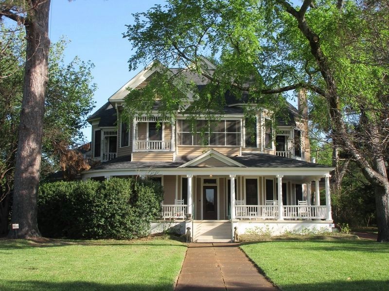 Hodges - Darsey House image. Click for full size.