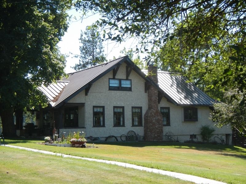 Ainsworth House image. Click for full size.