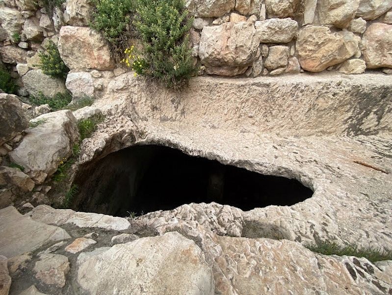 A large cistern that dates back to the Second Temple period Marker image. Click for full size.