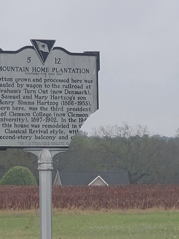 Damage to Mountain Home Plantation Marker image. Click for full size.