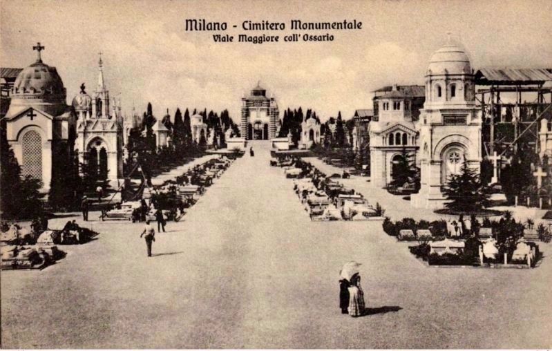 Cimitero Monumentale - Viale Maggiore coll Ossario. Click for full size. Cimitero Monumentale - Viale Maggiore coll Ossario image. Click for full size.