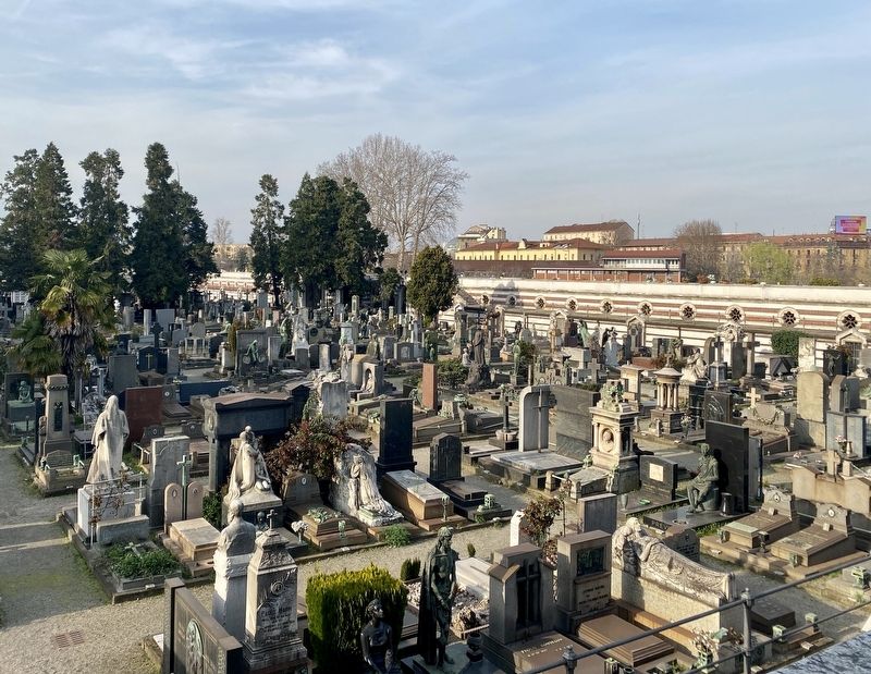 Cimitero Monumentale / Monumental Cemetery - eastern area. Click for full size. Cimitero Monumentale / Monumental Cemetery - eastern area image. Click for full size.