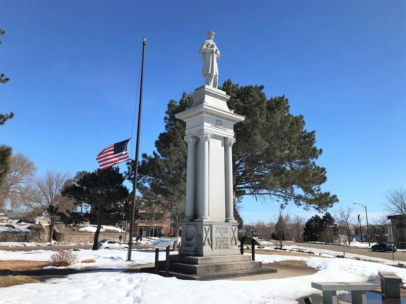 Civil War Monument & Marker. Click for full size. Civil War Monument & Marker image. Click for full size.