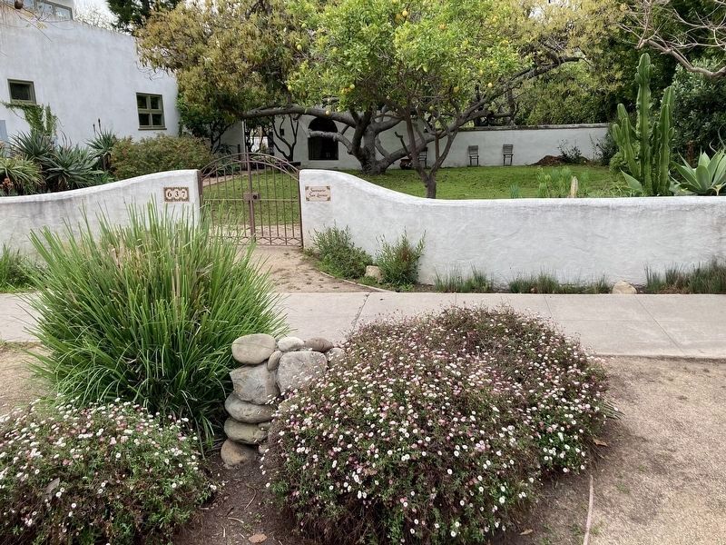 Cemetery and Marker image. Click for full size.