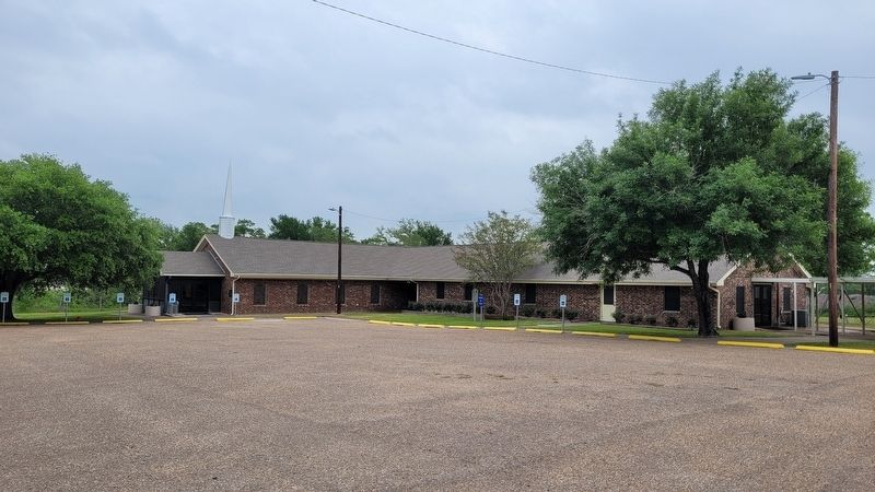 The view of the Lone Oak Baptist Church and Marker from the street image. Click for full size.