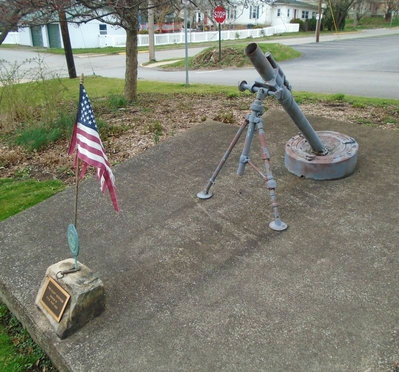 The Silent Defender Monument image. Click for full size.