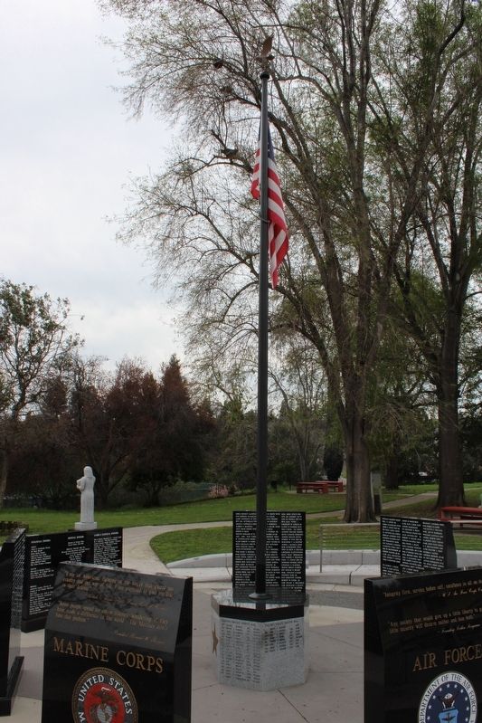 Castro Valley Veterans Memorial image. Click for full size.