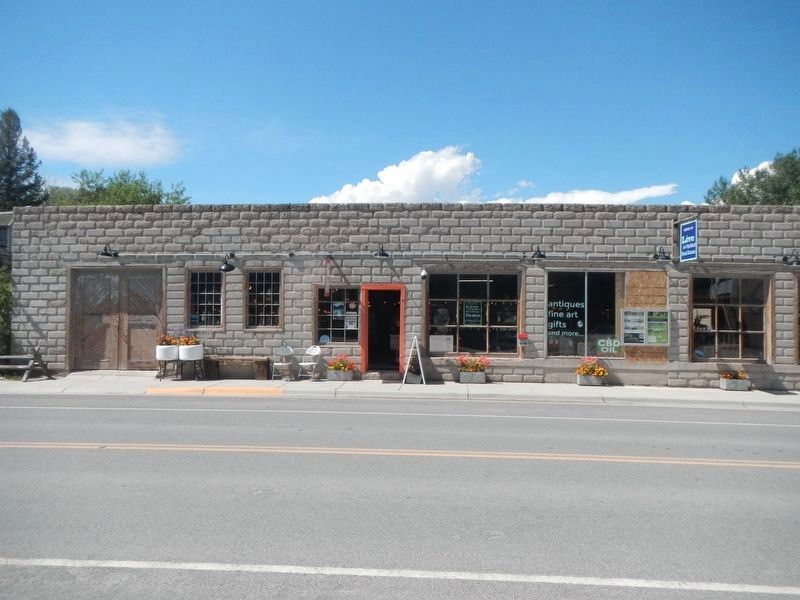 Quinn's Garage Marker image. Click for full size.