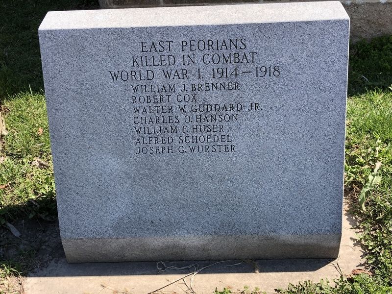 East Peoria Veterans Memorial (World War I) image. Click for full size.