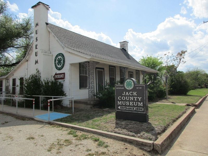 Birthplace of Texas 4-H Clubs Marker. Click for full size. Birthplace of Texas 4-H Clubs Marker image. Click for full size.
