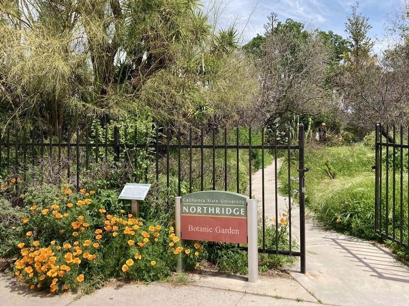 Botanic Garden and Marker. Click for full size. Botanic Garden and Marker image. Click for full size.