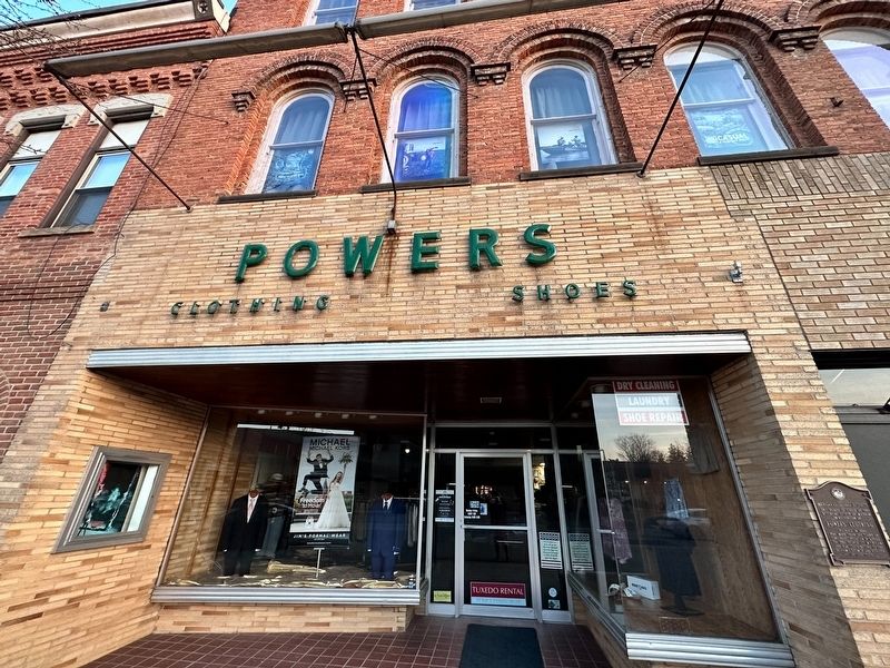 Powers Clothing Store image. Click for full size.