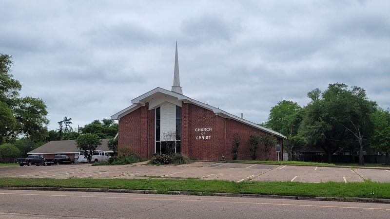The Madisonville Church of Christ image. Click for full size.