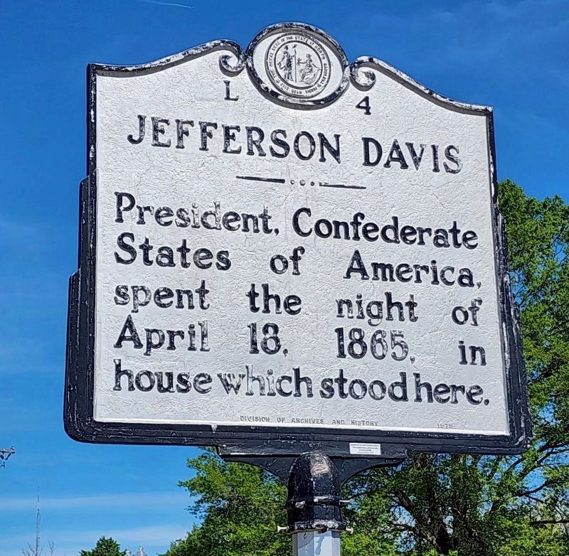 Jefferson Davis Marker image. Click for full size.