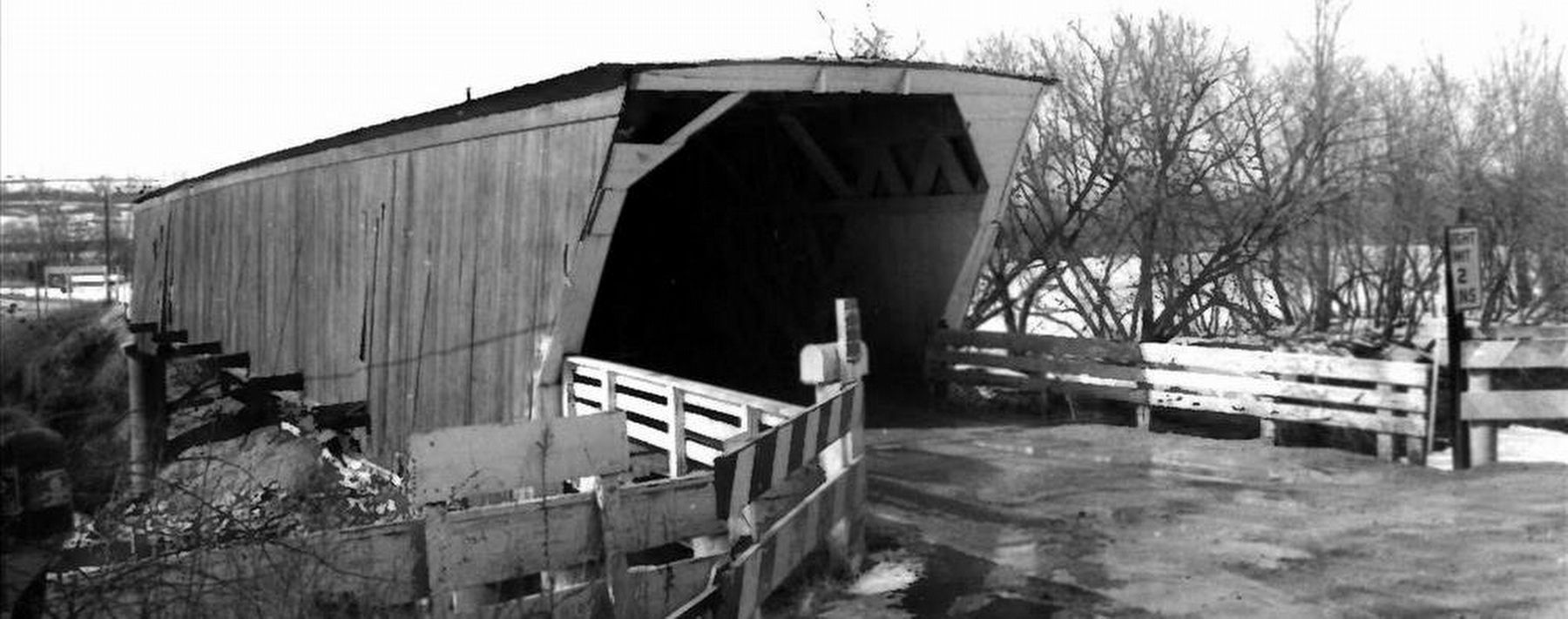 Holliwell Covered Bridge. Click for more information. Holliwell Covered Bridge image. Click for more information.
