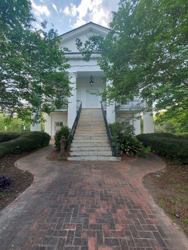 The Robert Mills Courthouse Marker. Click for full size. The Robert Mills Courthouse Marker image. Click for full size.