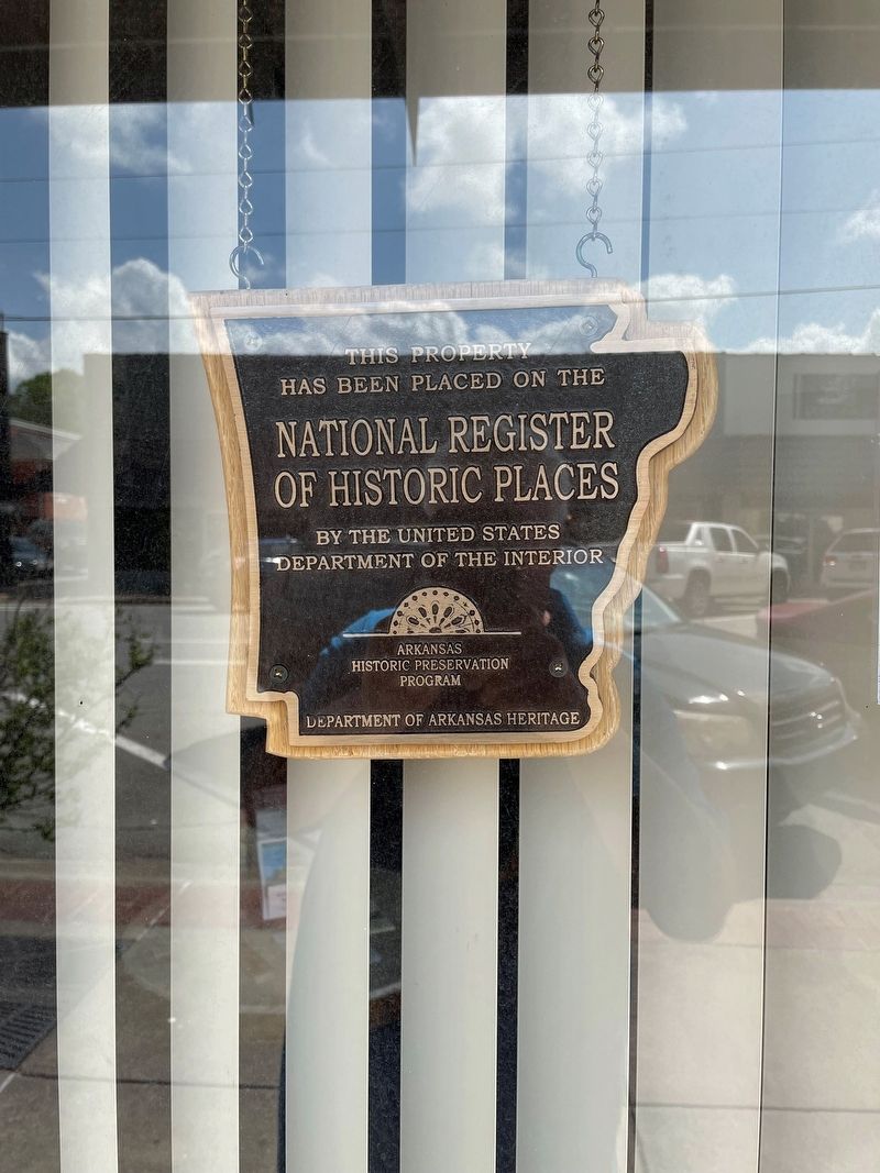 IOOF Building Marker image. Click for full size.