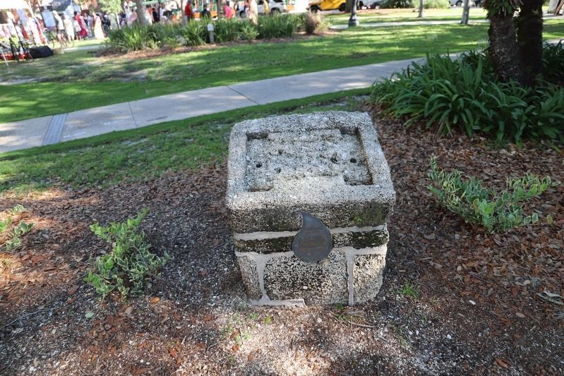 Spanish Public Well Marker image. Click for full size.
