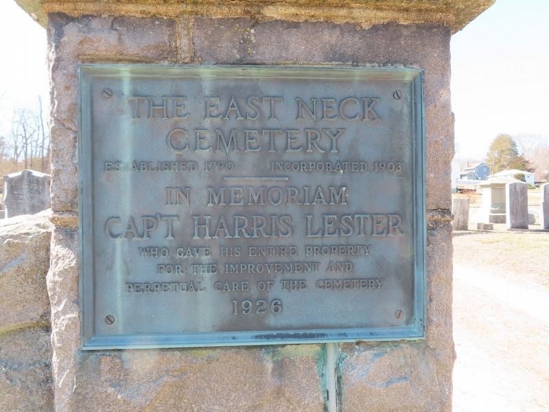 The East Neck Cemetery Marker image. Click for full size.